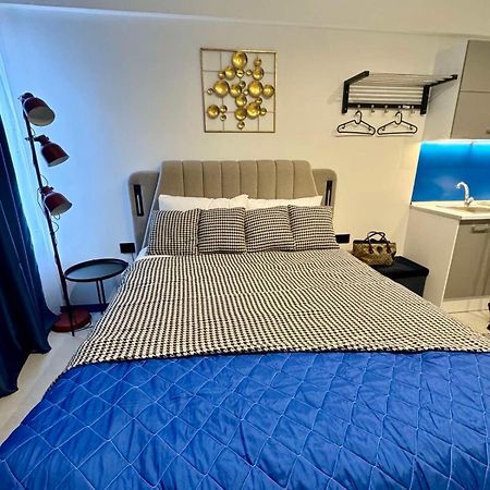 Voulis 45 Plaka Suite By Zeussuites アテネ エクステリア 写真